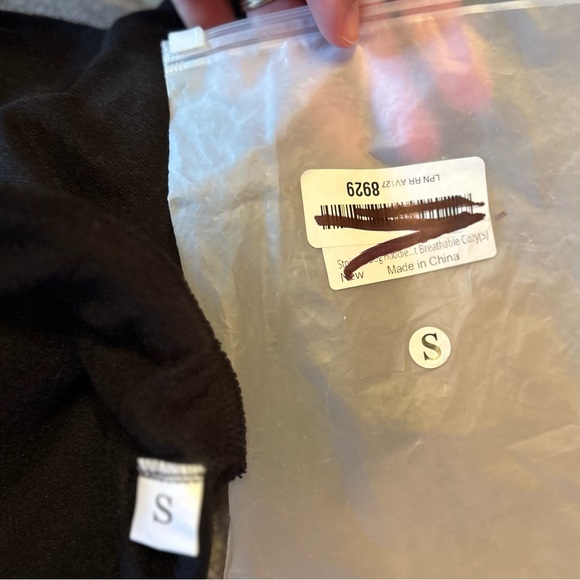 Bundle of 2 Dog Coats NWT - Picture 7 of 12